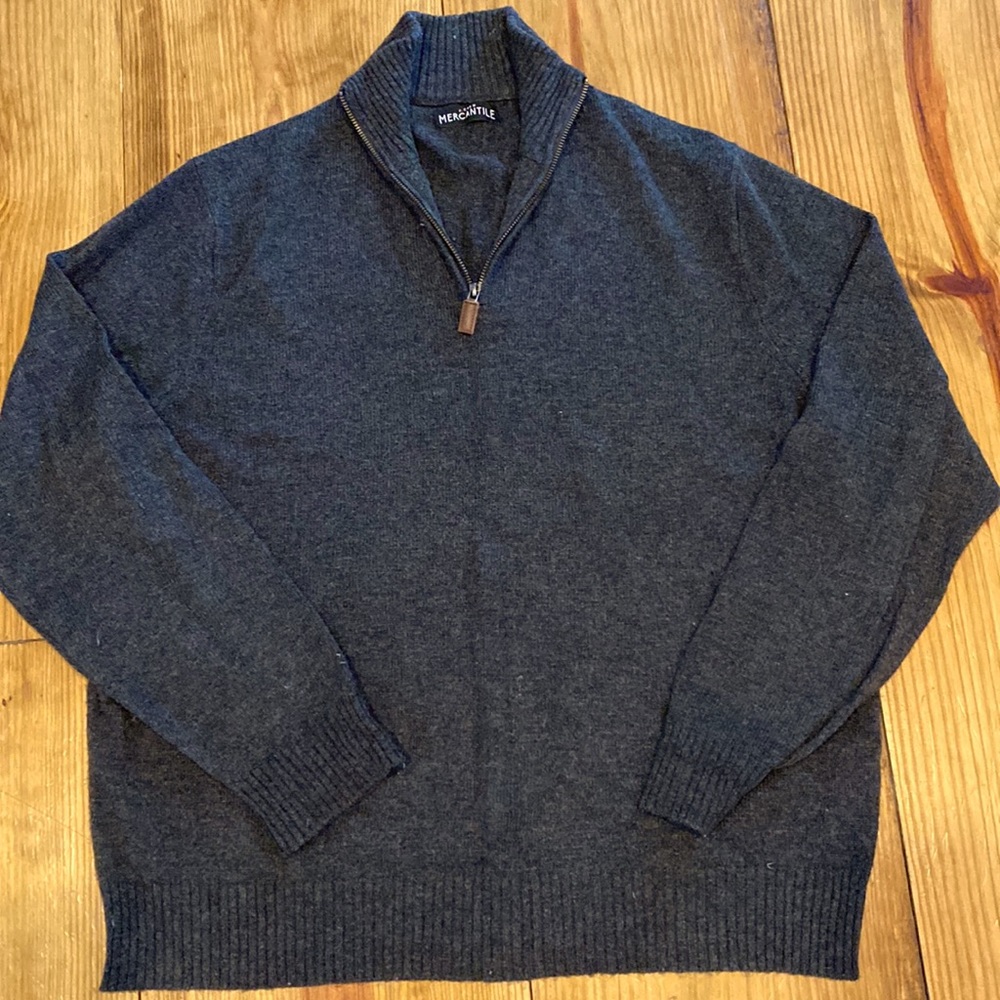 J Crew Men’s XL quarter zip sweater, charcoal gray, great condition, super soft